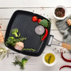 Relaxdays Grillpfanne Mit Holzgriff -Küchendiscounter 1873595ba79345e0244f7ee008471730
