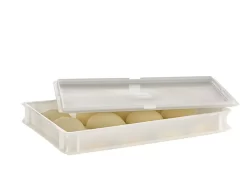 APS Teigbehälter - Pizzaballenbox, Stapelbar, Fassungsvermögen 14 Liter, Innenmaß 56,5 X 36,5 Cm, Zum Professionellen Frischhalten Und Gären Von Teigballen 12 APS Teigbehälter - Pizzaballenbox, Stapelbar, Fassungsvermögen 14 Liter, Innenmaß 56,5 X 36,5 Cm, Zum Professionellen Frischhalten Und Gären Von Teigballen -Küchendiscounter 39cd34f388227cfd240a856970ff232e