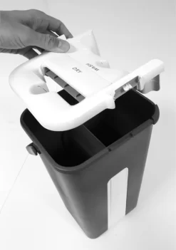 Starlyf® Autoclean MOP - Selbstreinigendes Wischsystem Mikrofasermopp Und Eimer Mit Zwei Fächern Doppelkammereimer 360-Grad-Drehwirkung 2,7 Liter Eimer – Aus Der TV Werbung 16 Starlyf® Autoclean MOP - Selbstreinigendes Wischsystem Mikrofasermopp Und Eimer Mit Zwei Fächern Doppelkammereimer 360-Grad-Drehwirkung 2,7 Liter Eimer – Aus Der TV Werbung -Küchendiscounter 411d86551bfc8287668c69d465365d78