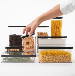 ROTHO Premium Dose Rechteckig 3.2 L LOFT, Farbe:Transparent / Schwarz -Küchendiscounter 80946543c18dfd5d7ece4fe4c3111dad