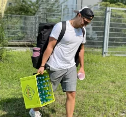 BeerBaller® Travel Bag - Beer Pong Tisch Tragetasche Inkl. Kühl- Und Becherfach -Küchendiscounter 85628e6e56b649351f89edb060fd6893