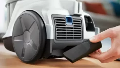 Philips Beutelloser Staubsauger 2000 Series, SuperClean Luftfilter, PowerCyclone 4, 850W, Weiß (XB2142/09) -Küchendiscounter 8713858a63eccc4eac4c508ea22c0b10