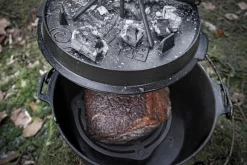 Petromax Feuertopf Dutch Oven Set Pflegepaste Deckelheber FT6 Planer Boden -Küchendiscounter ac70e97e921e4fc0c3d70f6d9974e065