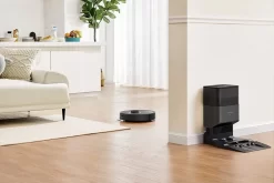 Roborock Q7 Max+ Staubsauger Roboter Mit Absaugerstation/Auto-Empty Dock Pure (2,5 L) 4200Pa Saugroboter Kehrroboter EU Schwarz -Küchendiscounter cfdd710118cb07e89100be4523a418ed