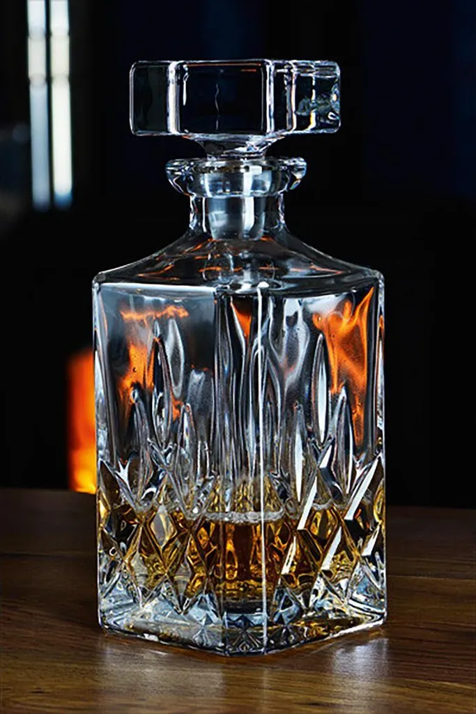 Nachtmann 0091899-0 Noblesse Whisky-Set, 1 X Karaffe/Dekanter + 2 X Whisky-Becher, Klar (1 Set) 9 Nachtmann 0091899-0 Noblesse Whisky-Set, 1 X Karaffe/Dekanter + 2 X Whisky-Becher, Klar (1 Set) – Bild 9